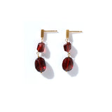 luxe Essence ショートピアス ガーネット ツイスト&オーバル