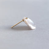 Dots ピアス バロックパール