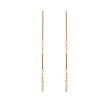 あこやパール あこや真珠 ピアス 7月誕生石 18金 K18 ブランド HASUNA エシカルジュエリー
エシカルでサステナブルなジュエリーをご提案するHASUNAのK18製あこやパールのピアス。
約2cmのK18製のバーの後ろにピアスポスト。そのバーの下に約2.5mmのパール1石、約1cmのバー、パール1石、パール2石の順で連なり下がっているピアスです。全長は約5cm。
誕生石 パール 真珠 あこやパール あこや真珠 ピアス ロングピアス エシカル サステナブル エシカルジュエリー ハスナ HASUNA