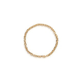 エシカルでサステナブルなジュエリーをご提案するHASUNAのK18製チェーンリングです。線径約0.35mmのアズキチェーン(幅約1.2mm程度)が指周りを1周するリング。リングサイズ1号から20号までご指定いただいてからお作りするオーダー制作商品です。ご注文からお届けまで約8週間ほど頂戴します。単品で着けても、他のリングと重ね付けしても、あわせてコーディネートしても素敵です。チェーンリング 重ねづけ 18金 ハスナ HASUNA エシカルジュエリー