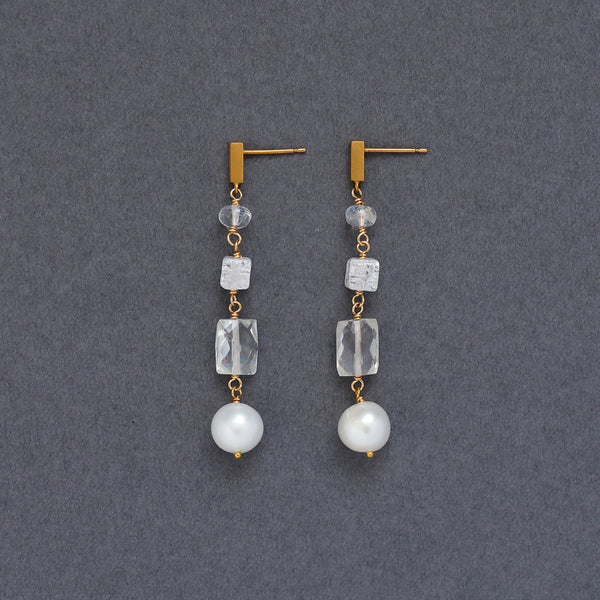 luxe Chance ロングピアス White Edition