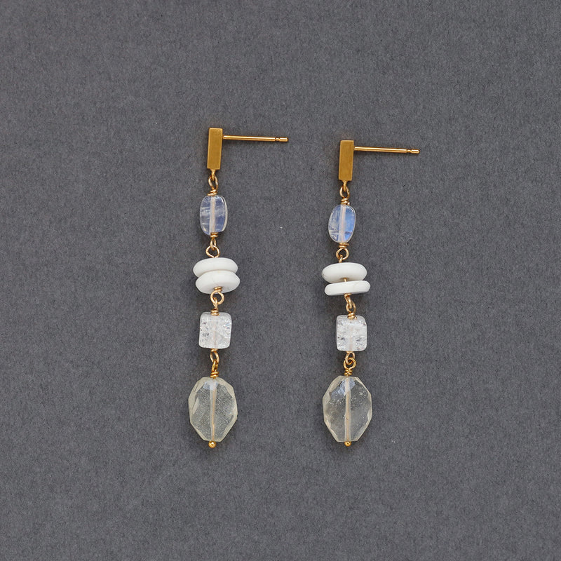 luxe Chance ロングピアス White Edition