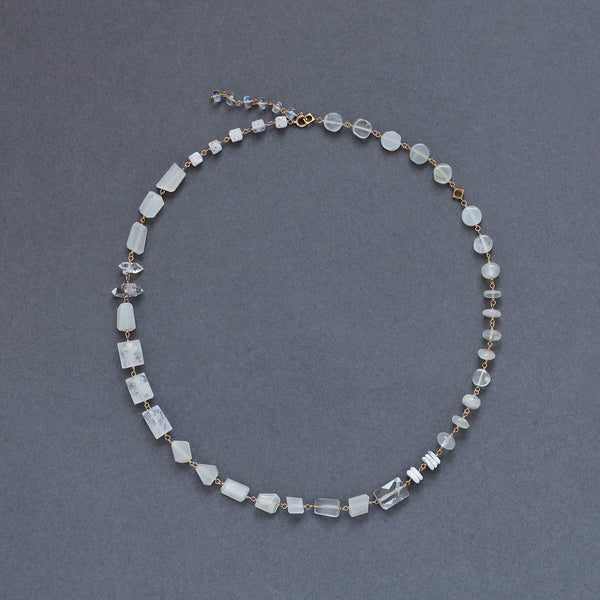 luxe Chance ネックレス White Edition