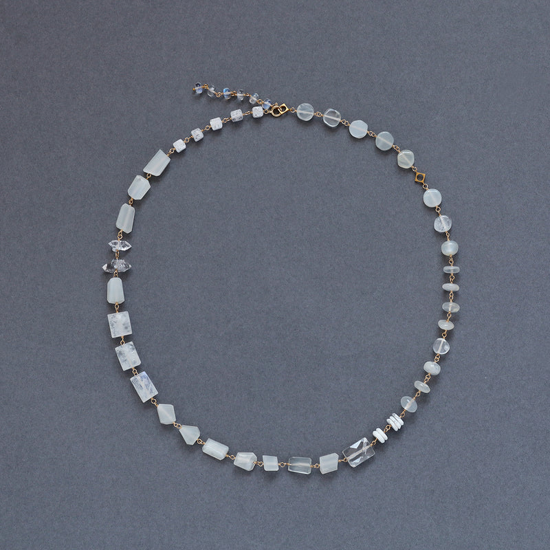 luxe Chance ネックレス White Edition