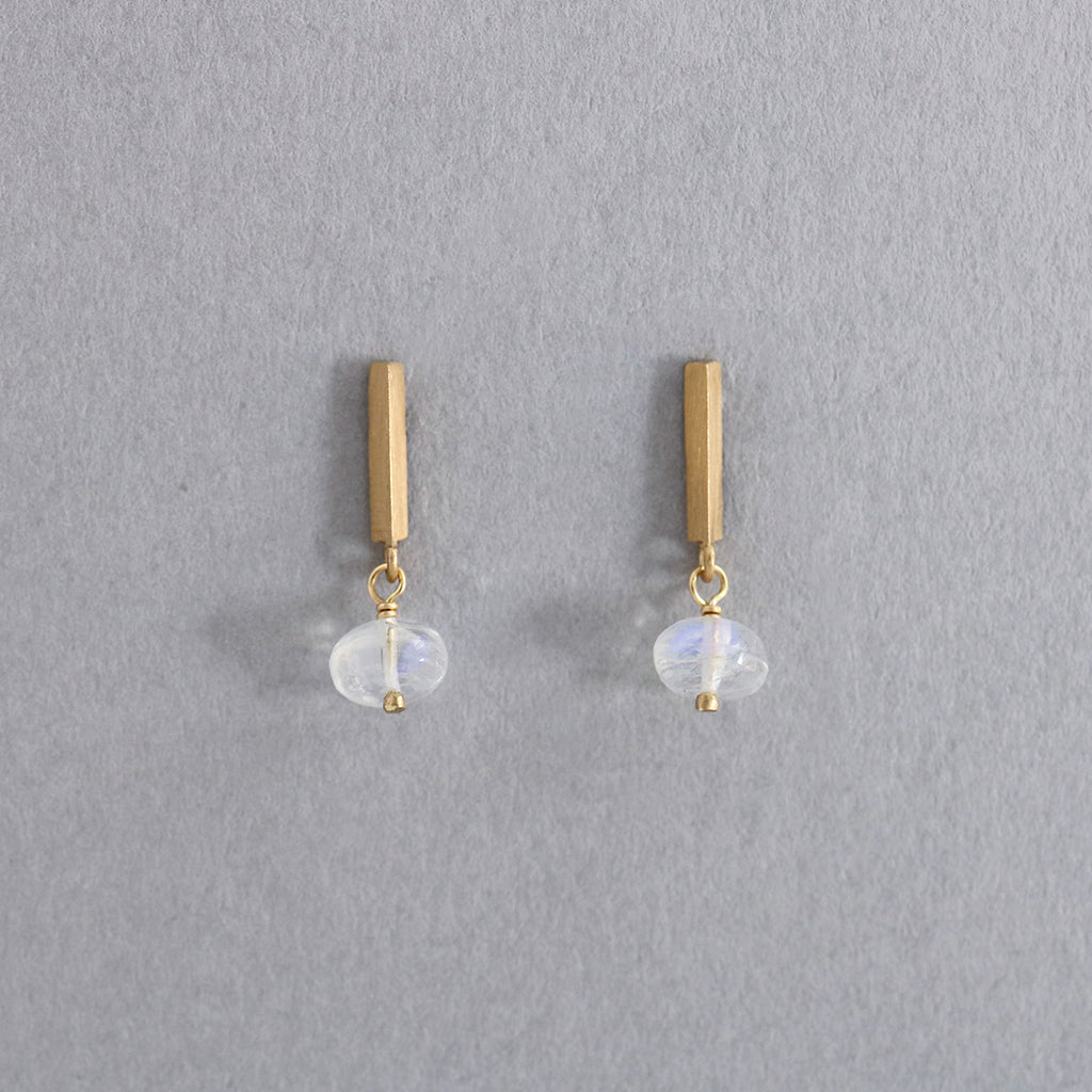 HASUNA ピアス　Signatureコレクション・カラーストーンシリーズ Signature ピアス ブルームーンストーン | エシカルジュエリー