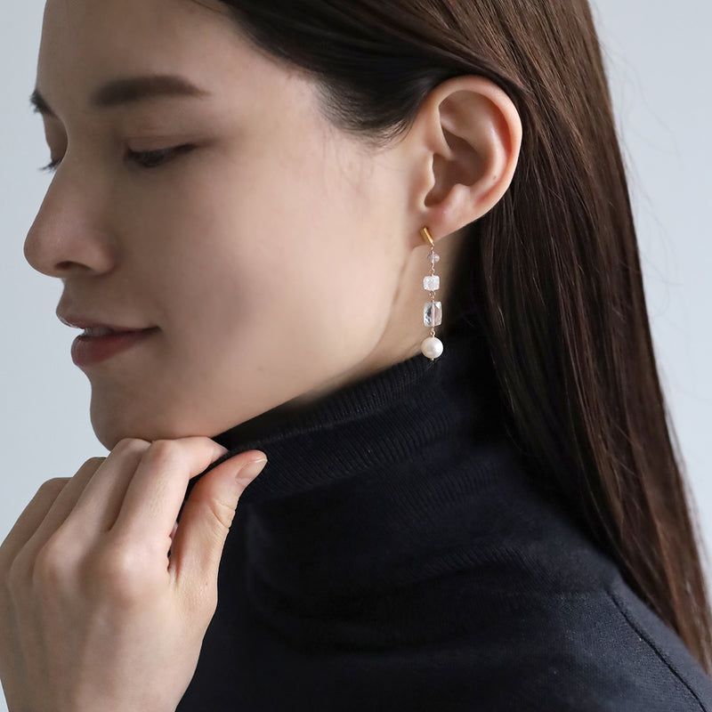 luxe Chance ロングピアス White Edition