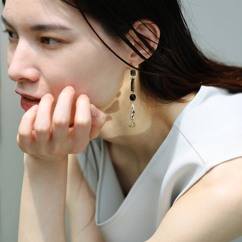 One of a kind ロングピアス トルマリン＆ウィルクス貝【完売】