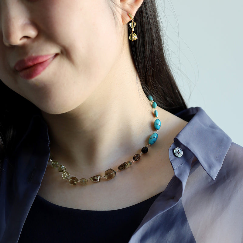 luxe Essence ショートピアス オリーブクォーツ【オーダー制作】