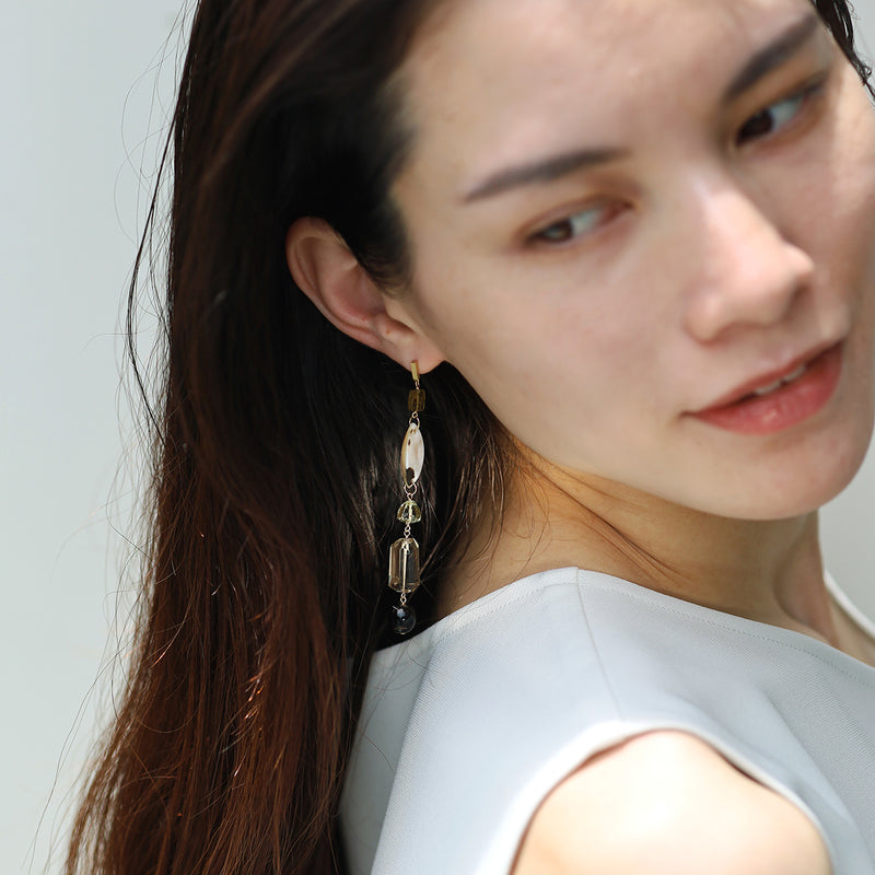 One of a kind ロングピアス トルマリン＆ウィルクス貝【完売】