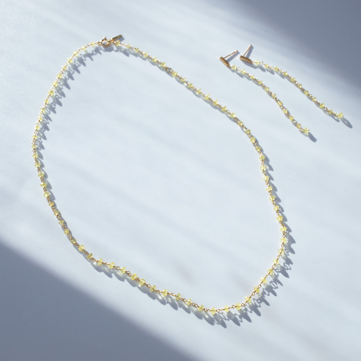 Hasuna K18オレンジサファイアピアス完売品 フェアゴールド 新品保証書付 Hasuna K18オレンジサファイアピアス完売品 フェアゴールド 新品保証